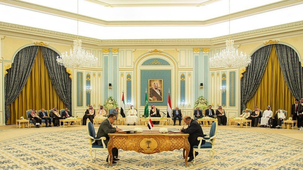 أهم بنود "اتفاق الرياض" بين حكومة هادي والانتقالي الجنوبي