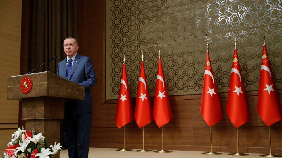 أردوغان: من وعدنا بانسحاب المسلحين خلال 120 ساعة لم يف بوعده