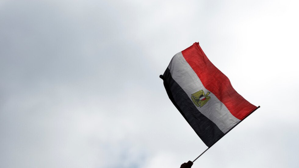 مصر تكشف حقيقة بناء أسوار "فولاذية" ضخمة حول العاصمة الإدارية الجديدة