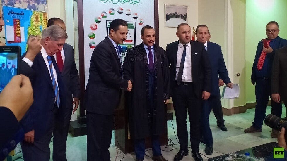 اتحاد المحامين العرب يكرم رئيس مجلس الأمة الكويتي (صور)