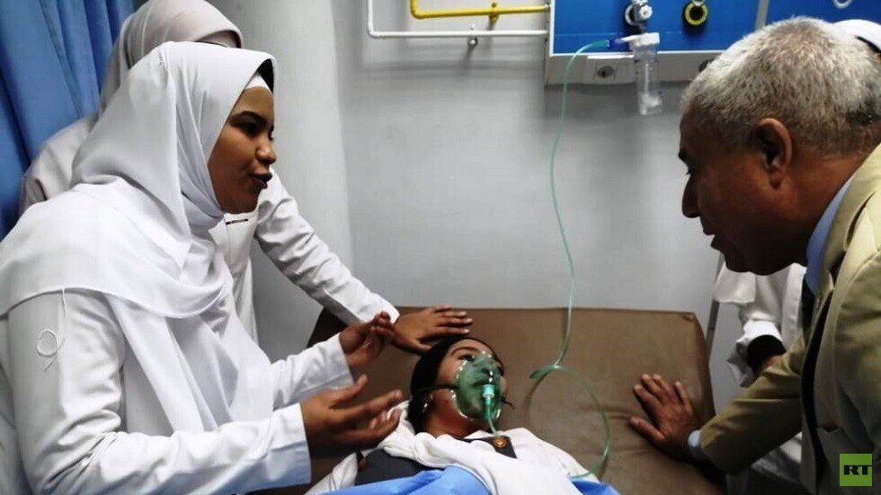 مصر.. تعرض عشرات الطالبات للاختناق بتسرب للغاز
