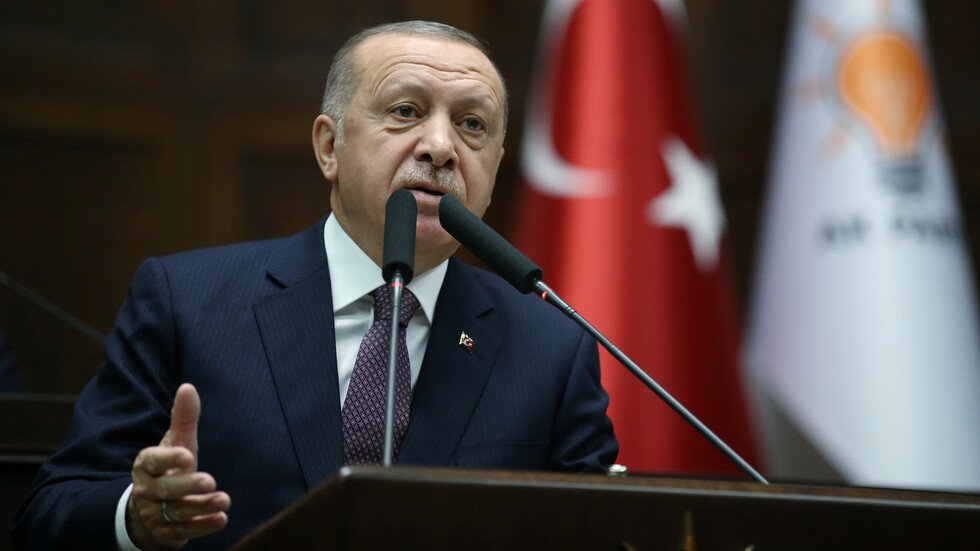 أردوغان يدعو لتوسيع الاقتصاد الحلال