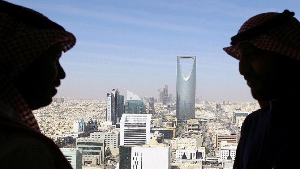 السعودية تفرج عن 11 شخصا بعد استجوابهم بشأن "صلات خارجية"