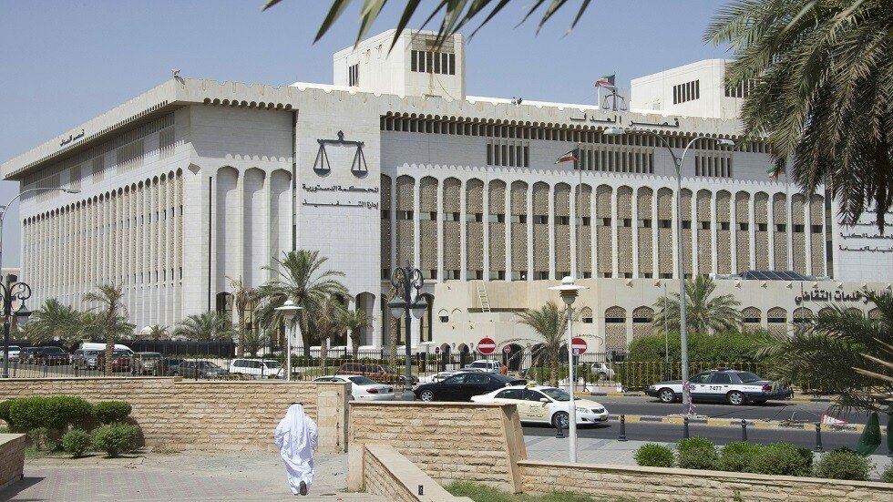 ارتفاع إجمالي الأحكام ضد مغرد "يسيء" لأمير الكويت إلى 82 عاما