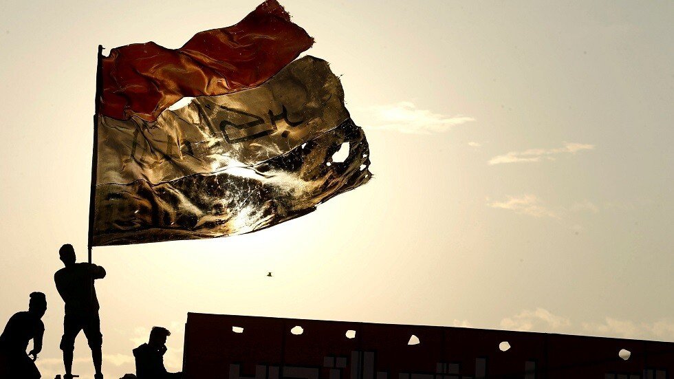 العراق.. بيان من ساحة التحرير يحدد "مواصفات" رئيس الحكومة الجديد