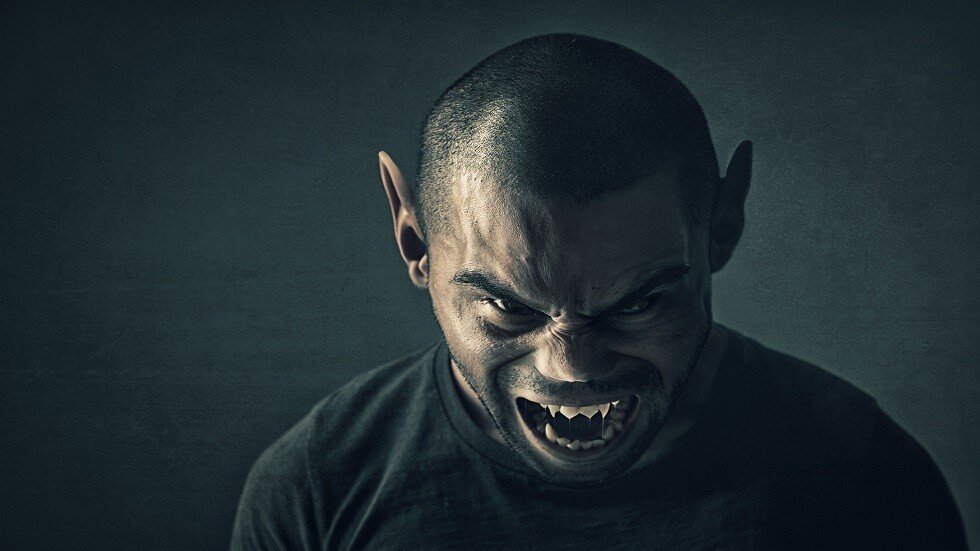 ما علاقة البدر بتقلبات مزاجنا وسلوكنا؟