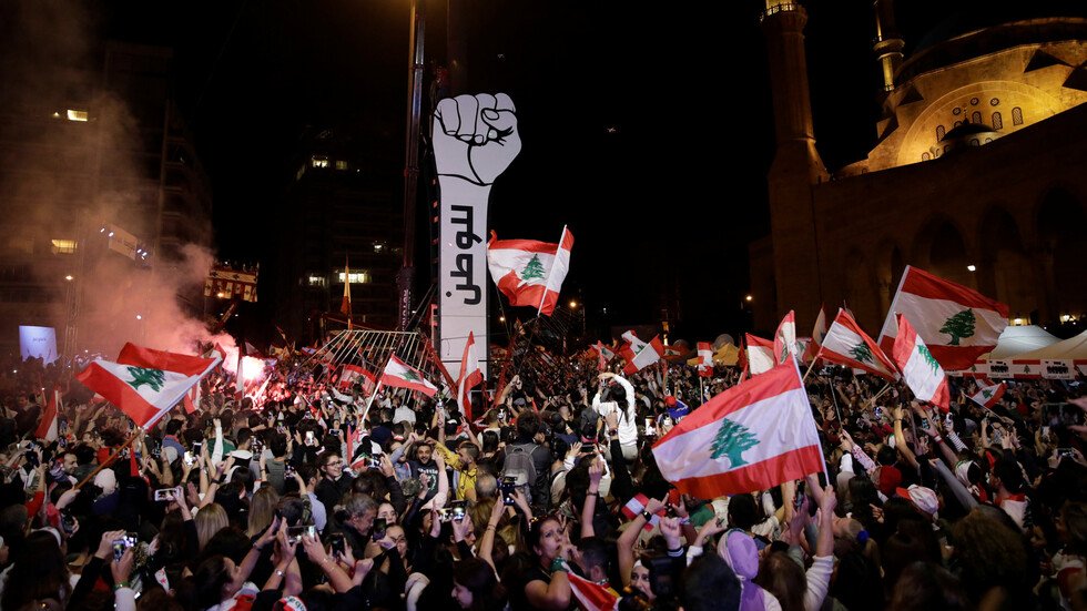 قطر تعلن التزامها بالوقوف إلى جانب لبنان