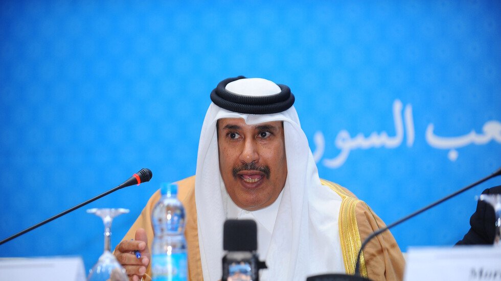 رئيس وزراء قطر الأسبق يحذر من قرب إعلان "صفقة القرن" ويدعو لمواجهتها