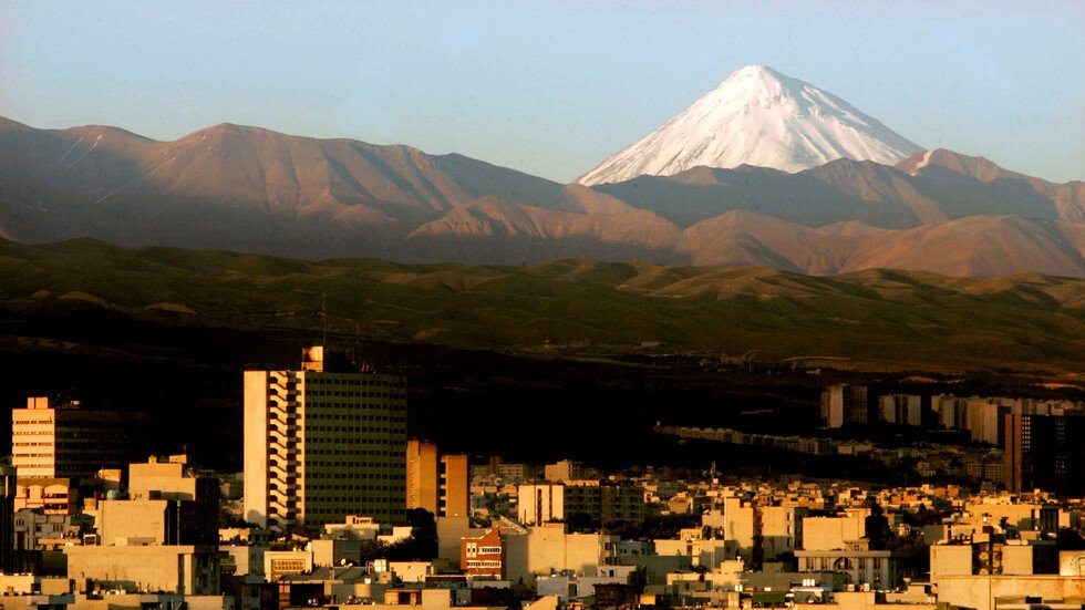 الغيث ينقذ طهران من كارثة بيئية