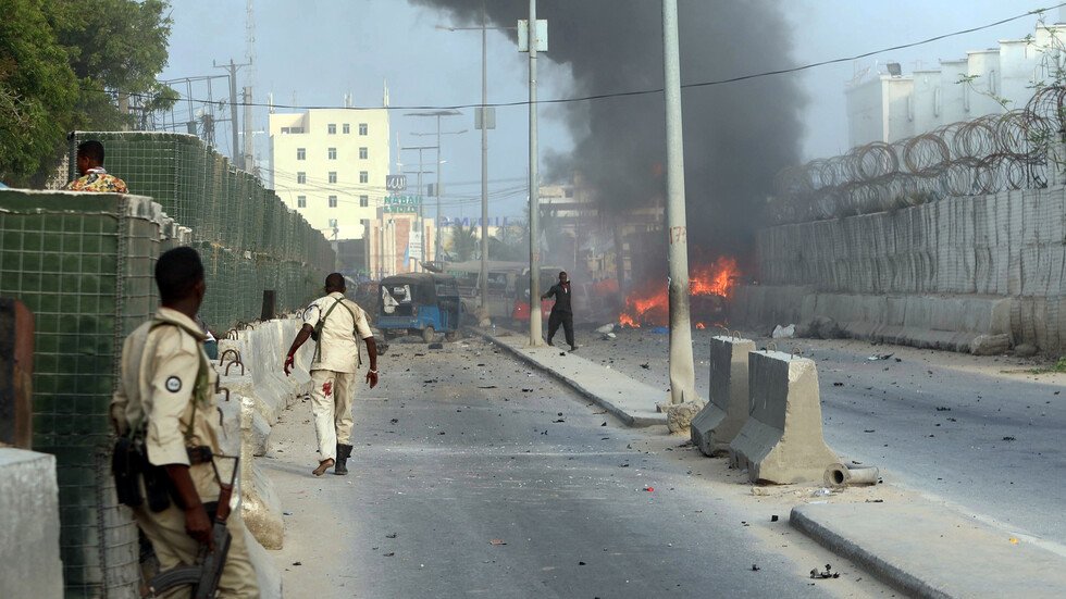 مقتل سبعة أشخاص بهجوم انتحاري في الصومال