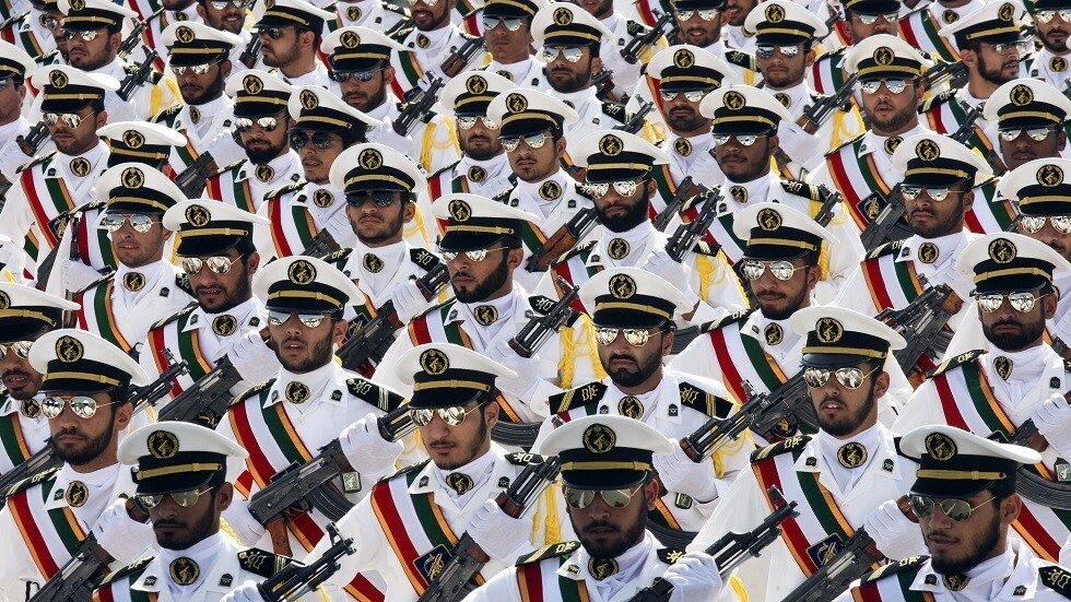إيران.. الحرس الثوري يعتقل مسلحين شاركوا في الاحتجاجات الأخيرة