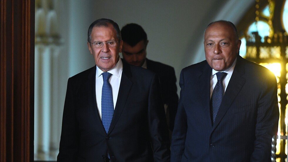 وزيرا خارجية روسيا ومصر يناقشان الأزمة في ليبيا