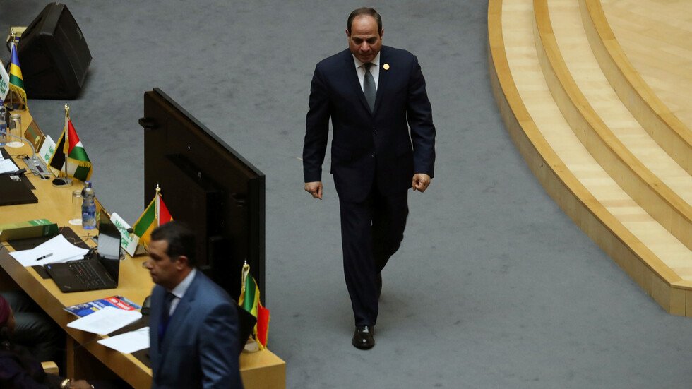 السيسي: هدفنا منع مصر من السقوط