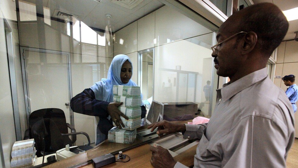 السودان يعتمد أول ميزانية بعد الإطاحة بالبشير