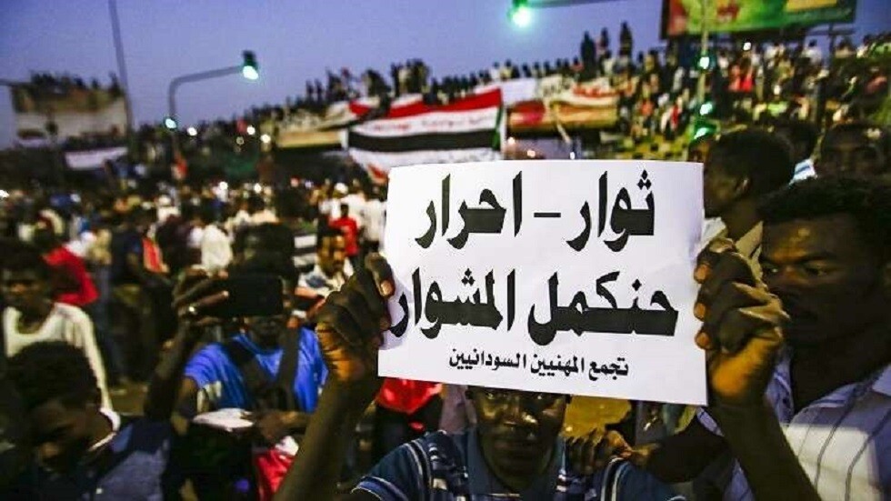 تجمع المهنيين السودانيين يطالب بحل المنظومة الأمنية في البلاد