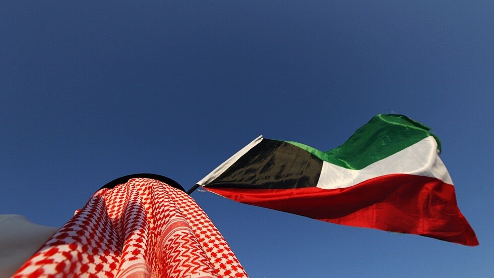 بعد اغتيال سليماني.. الكويت تحذر من "النعرات والانقسامات"