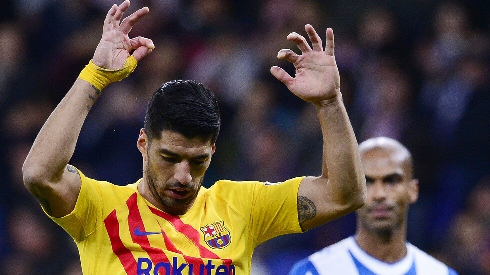 سواريز يعادل رقم بنزيما في الدوري الإسباني