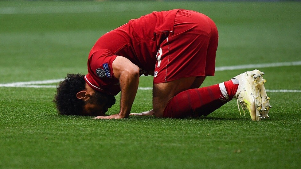 محمد صلاح عبر 