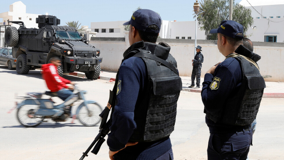 الداخلية التونسية تعلن مصادرة كمية من الأسلحة في جنوب البلاد قادمة من تركيا باتجاه ليبيا