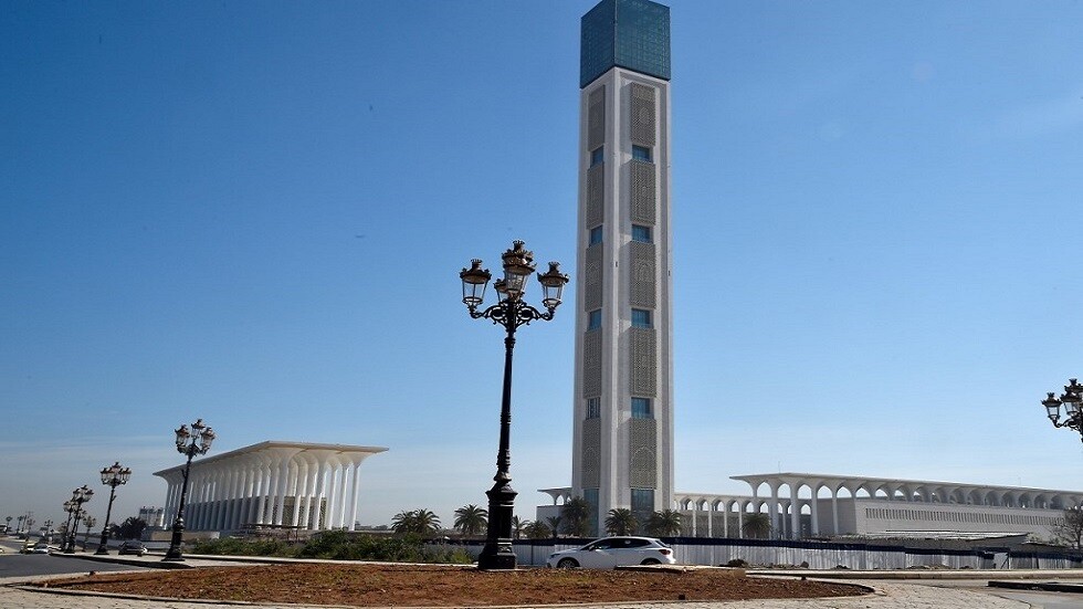 الجزائريون يستجلبون المطر بصلاة الاستسقاء