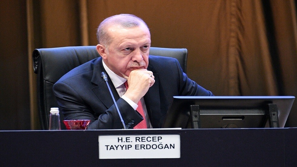 أردوغان: "حفتر الانقلابي فر هاربا" من موسكو