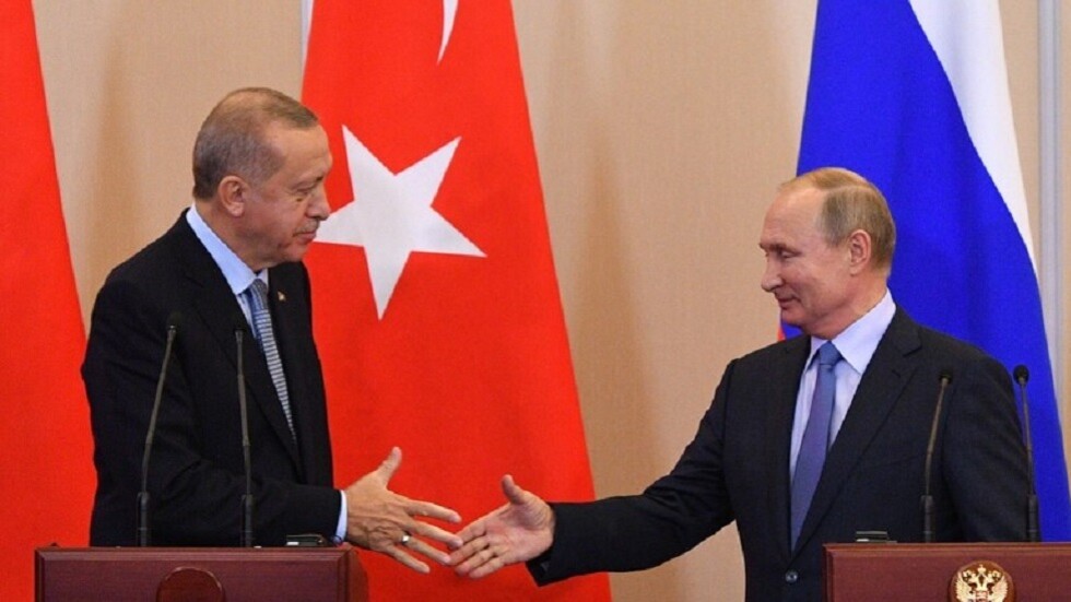الخارجية التركية: أردوغان ناشد بوتين التدخل للمساعدة في وقف تقدم الجيش السوري