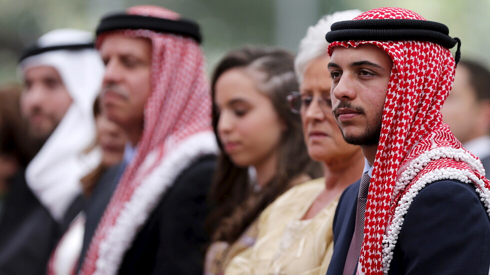 ولي عهد الأردن في مهمة خاصة بالإمارات (صور)