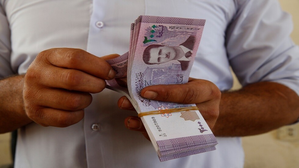 المصرف المركزي السوري يصدر بيانا بشأن سحب "فئة الليرة" من التداول