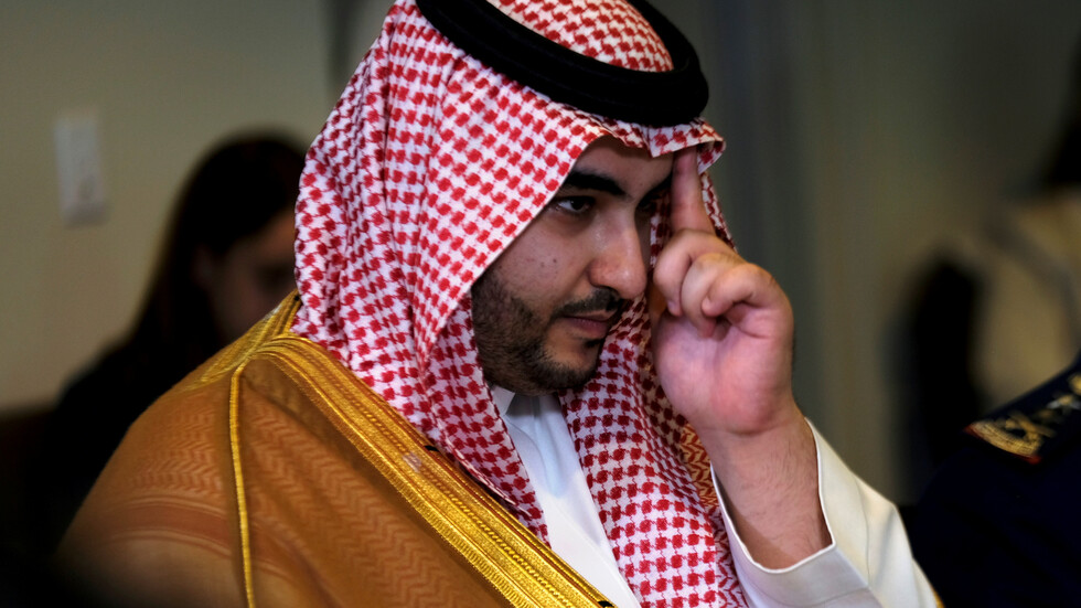 نجل ملك السعودية يوضح جذور الخلاف بين بلاده وإيران