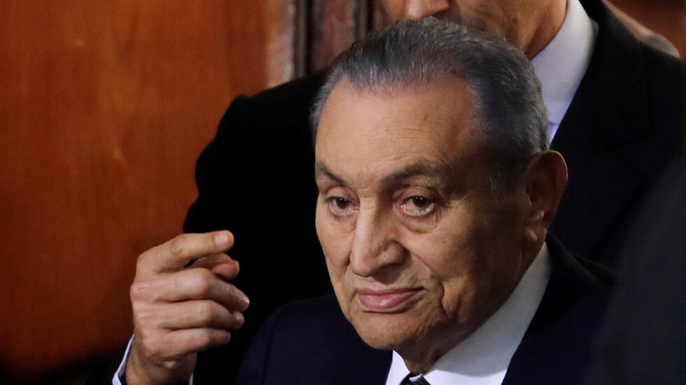 مصر.. نفي معلومات "مغلوطة" حول حسني مبارك