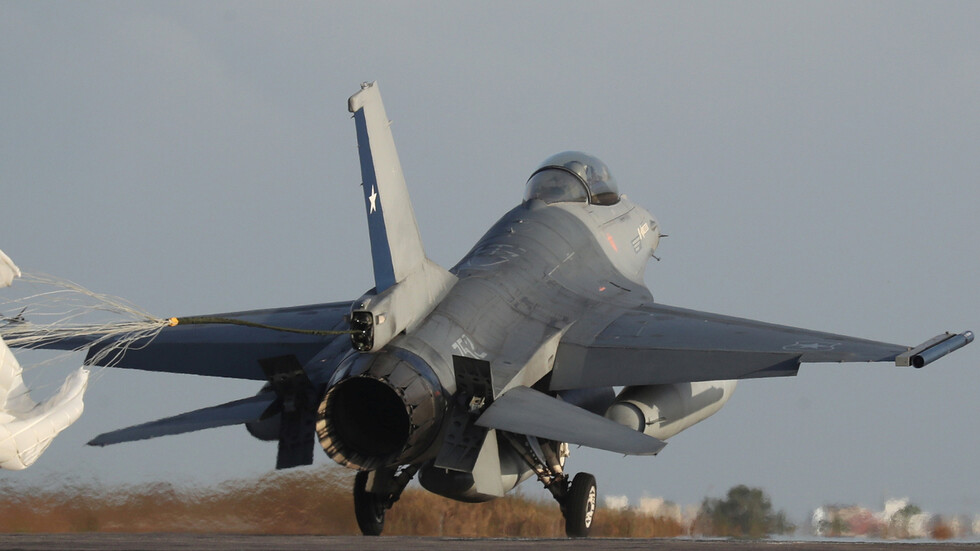مصدر ينفي لـRT توقف طائرات F16 العراقية عن طلعاتها الجوية