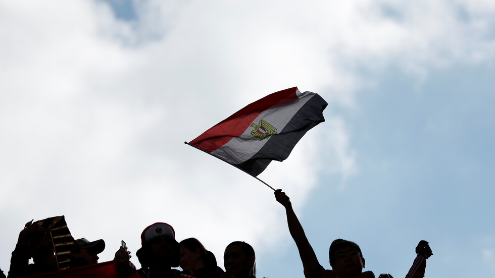 مصر.. القبض على مسؤولين مرتشين