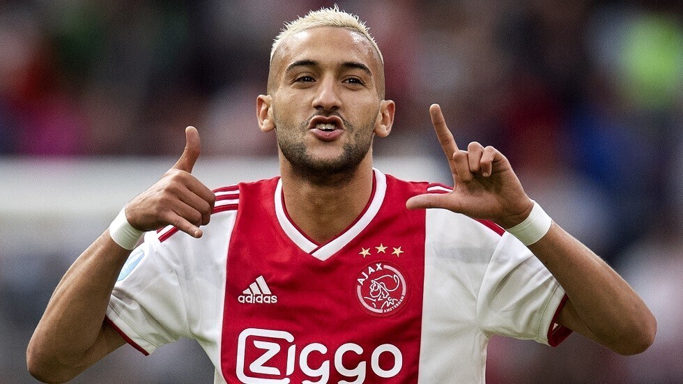 المغربي زياش يشعل الصراع بين كبار أوروبا