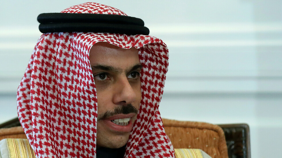 السعودية تدعو الدول الإسلامية إلى التضامن مع الشعب الفلسطيني