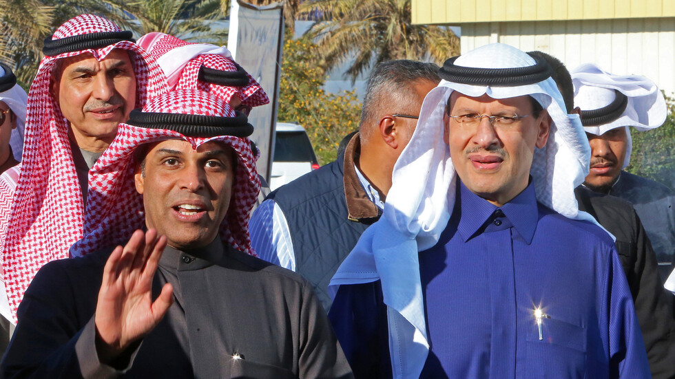 الكشف عن بنود تفصيلية "هامة" في الاتفاقية السعودية الكويتية لتقاسم المنطقة المحايدة!