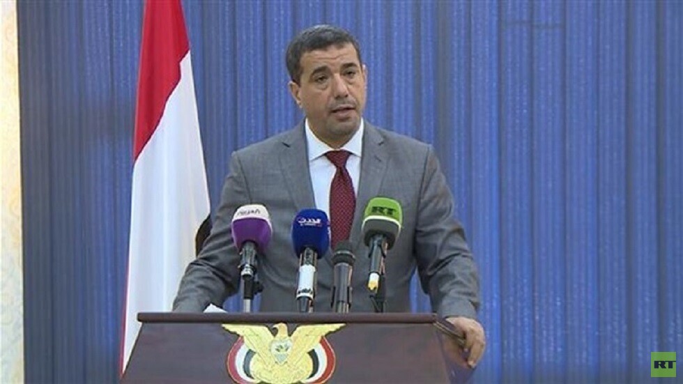 الناطق باسم الحكومة اليمنية: الانتقالي انقلب على "اتفاق الرياض" ومنع وحدات عسكرية من العبور إلى لحج