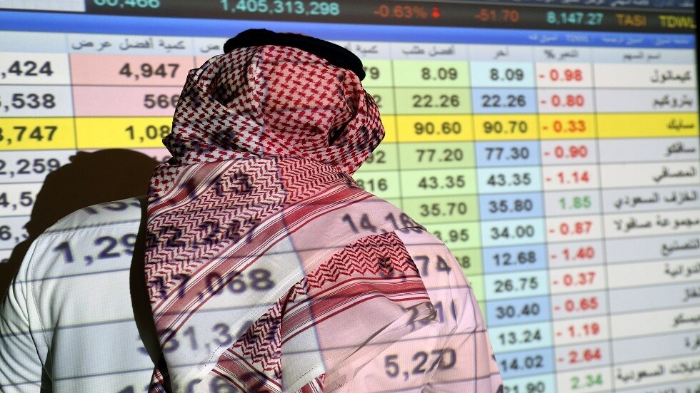 "كورونا" يضرب البورصات الخليجية والسعودية أكبر الخاسرين