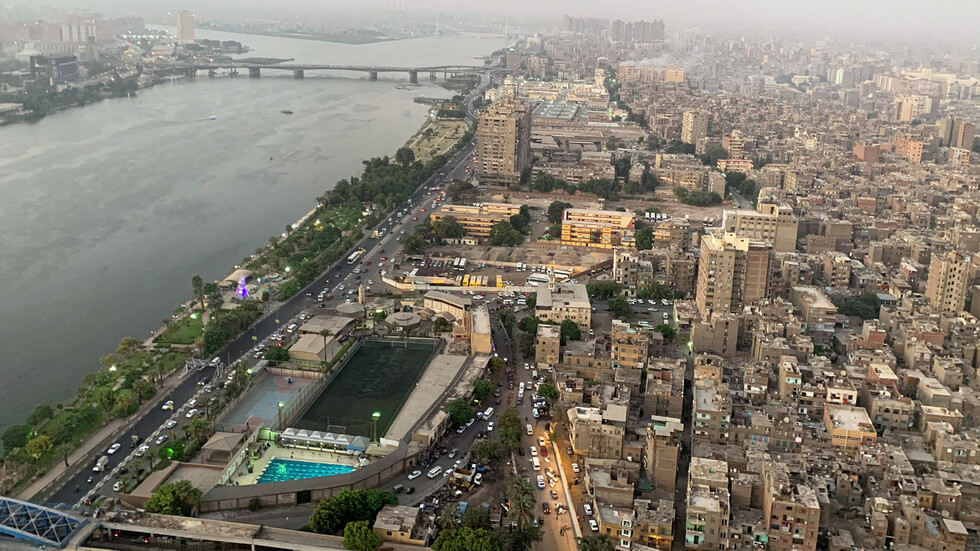 عدد سكان مصر بالداخل يصل 100 مليون نسمة اليوم