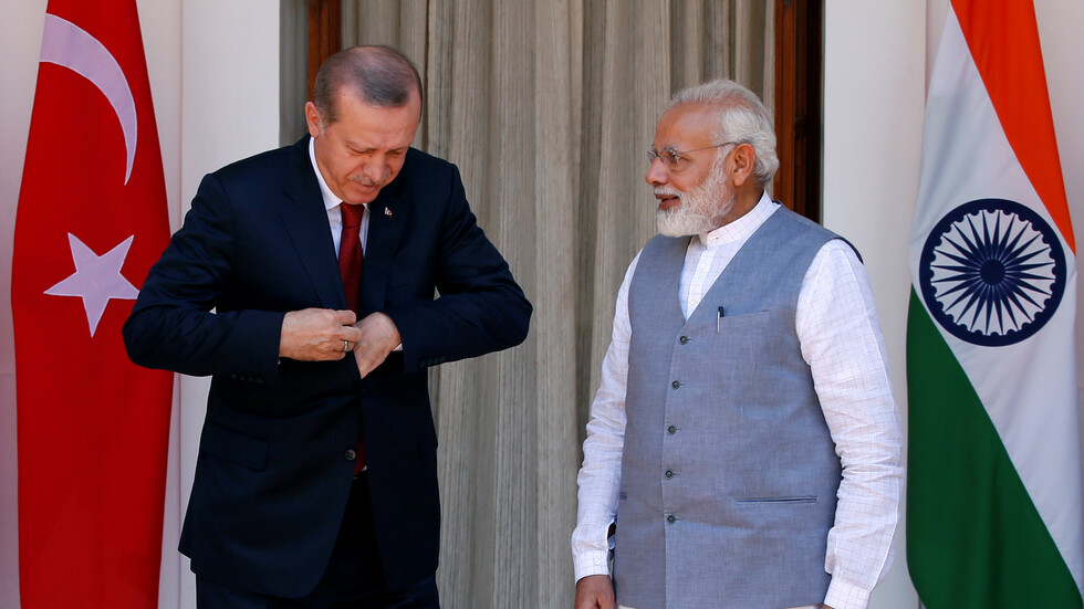 الهند تستدعي السفير التركي للاحتجاج على تصريحات أردوغان بشأن كشمير