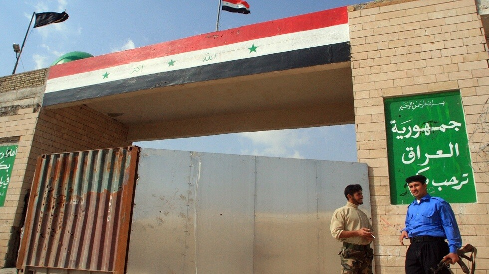 العراق يعلق منح تأشيرات الدخول للإيرانيين بعد رصد حالات كورونا في إيران