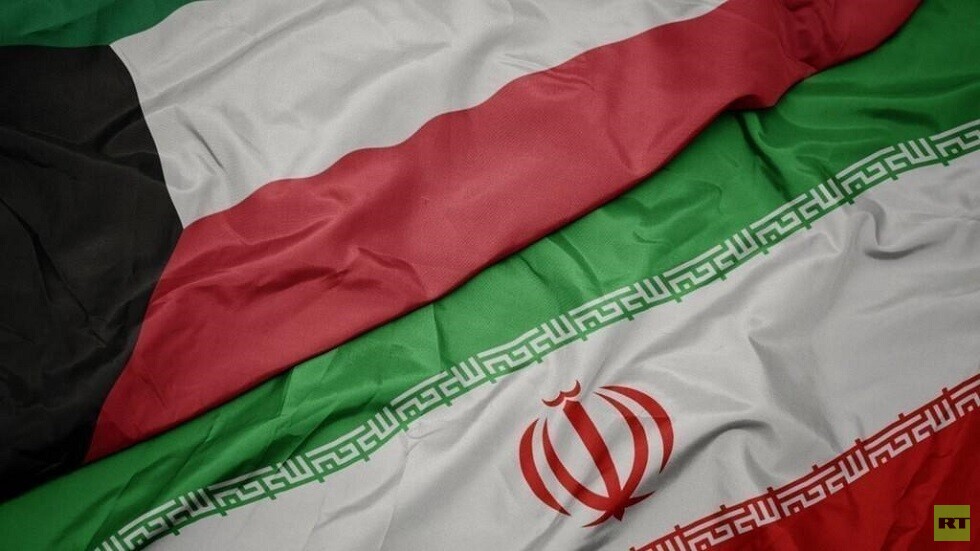 الكويت تجلي رعاياها من إيران