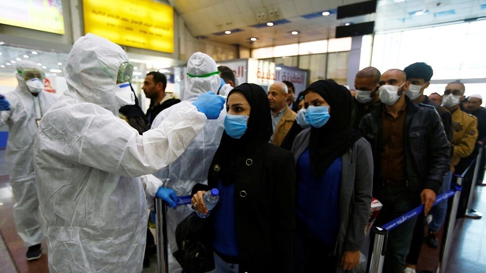 العراق يوجه بمنع منح تأشيرات الدخول للوافدين من سبع دول