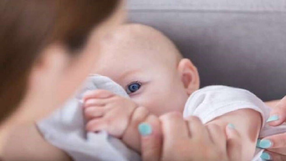 إنشاء نسخة طبق الأصل من "حليب الأم" في المختبر