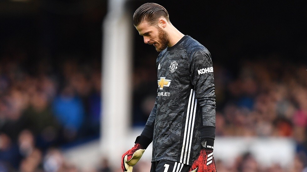 دي خيا يرتكب خطأ كارثيا في مباراة مانشستر يونايتد وإيفرتون (فيديو)