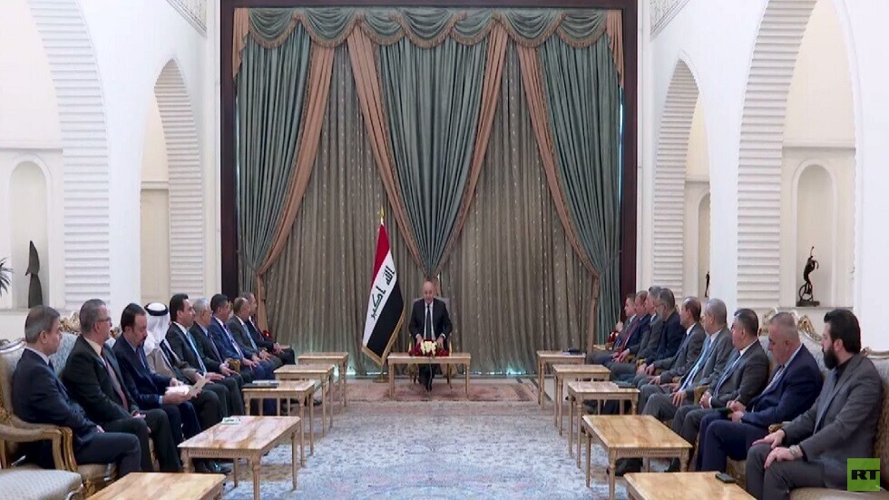 صالح يدعو لإيجاد بديل لعلاوي خلال 15 يوما