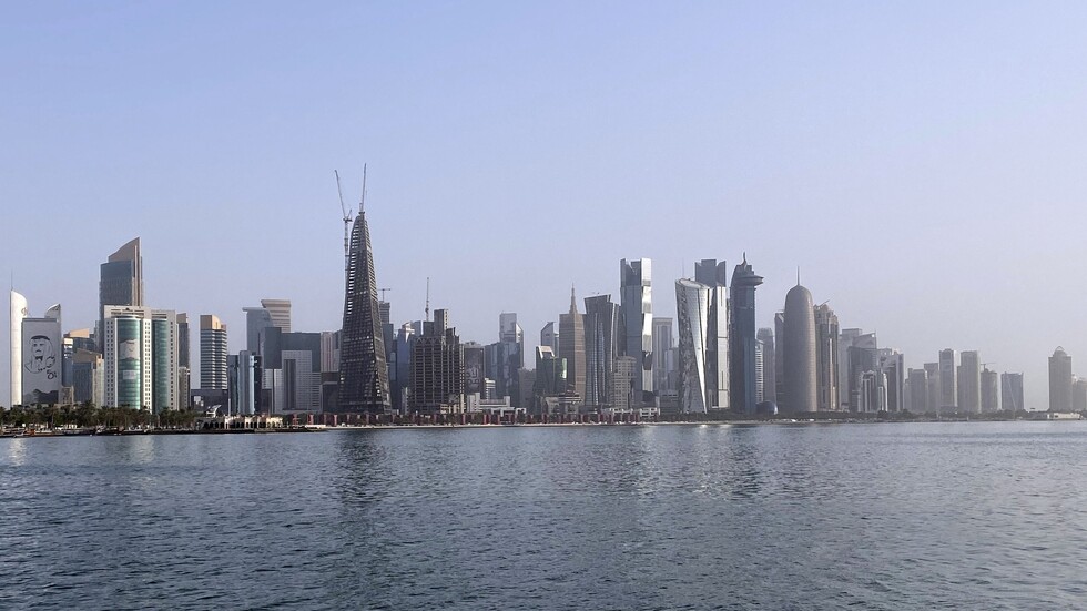 كورونا يلغي معرضا عسكريا في قطر
