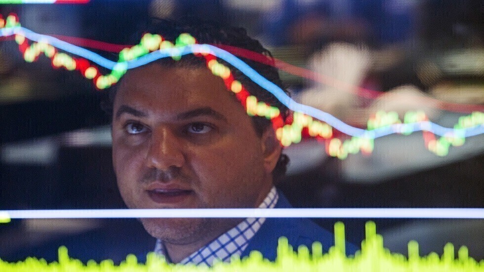 النفط يرتفع والأنظار نحو اجتماع "أوبك+"