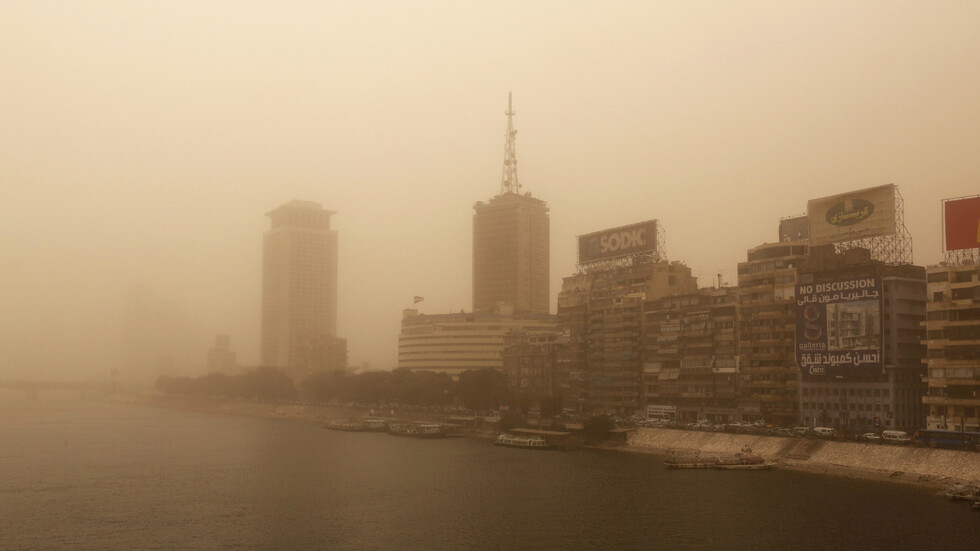 المصريون على موعد مع أمطار رعدية