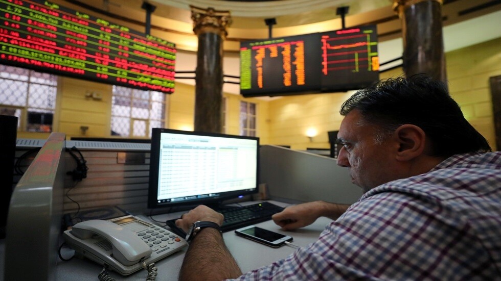 خسائر كبيرة في بورصة مصر بعد ارتفاع إصابات كورونا في البلاد