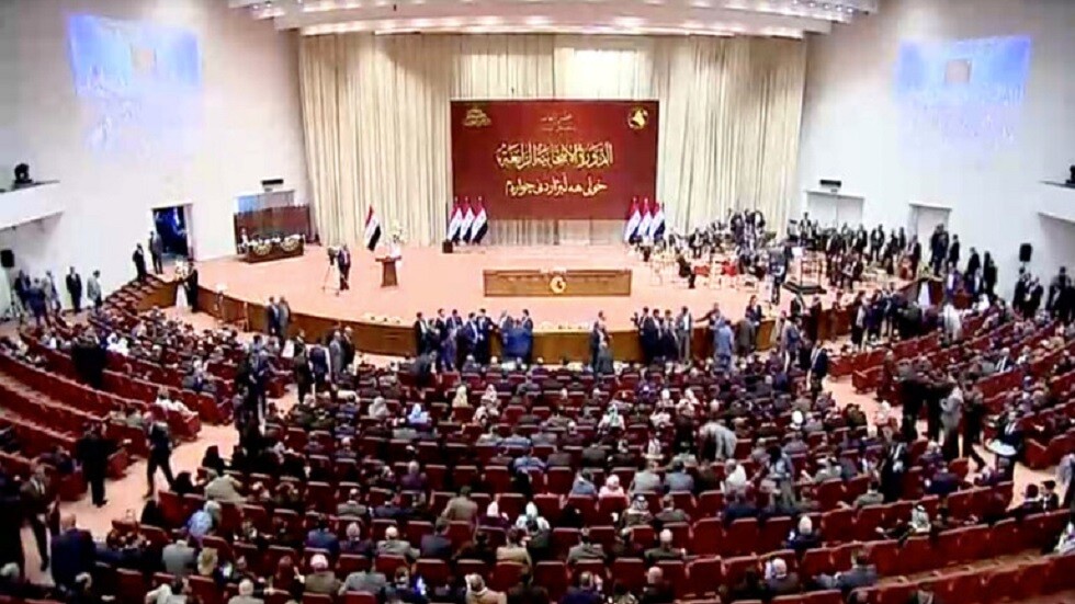 البرلمان العراقي ينفي إصابة عشرة من أعضائه بفيروس كورونا